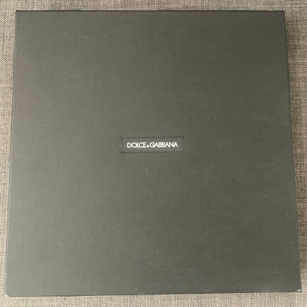 Dolce & Gabbana box